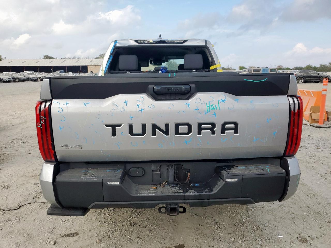 Toyota Tundra Crewmax Sr Image 5