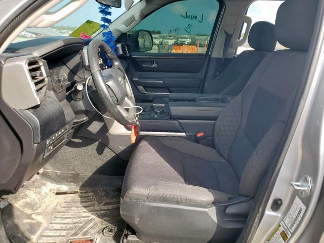 Toyota Tundra Crewmax Sr Image 10