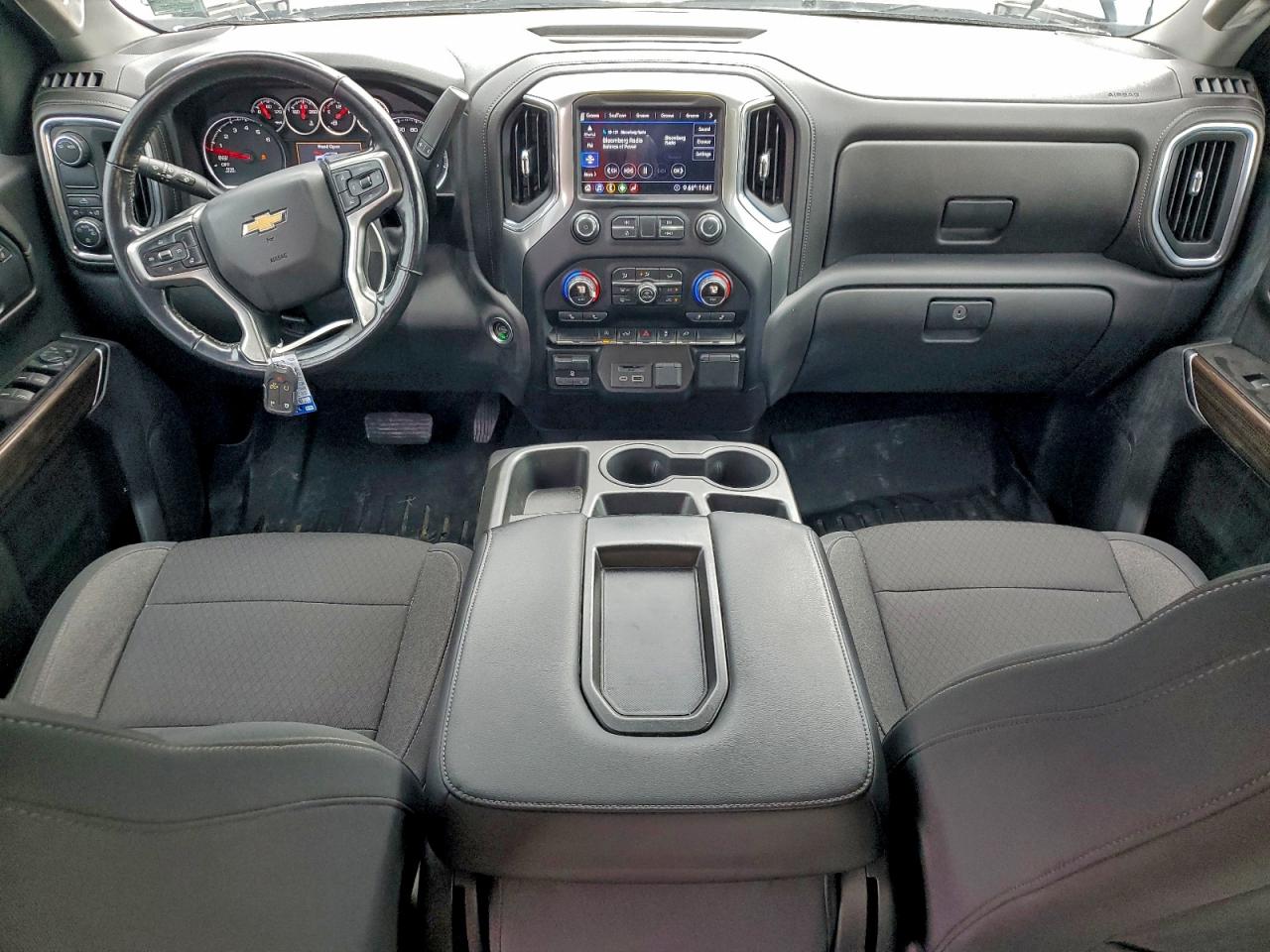 Chevrolet Silverado C1500 Lt Image 9