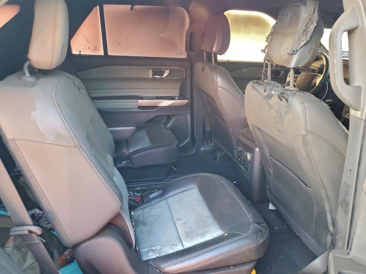 Ford Explorer Xlt Image 11