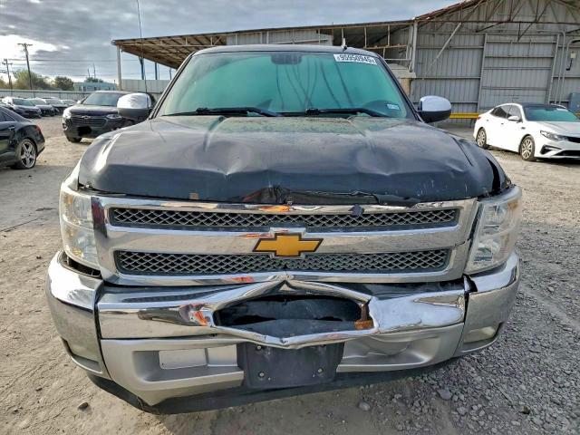 Chevrolet Silverado C1500 Lt Image 3