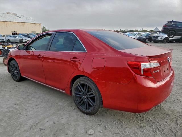 Toyota Camry Base Image 2