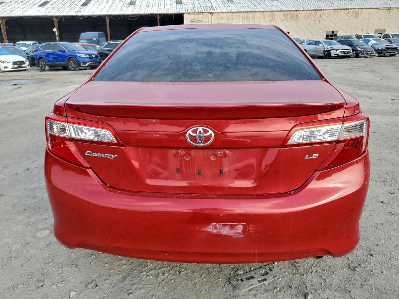Toyota Camry Base Image 11