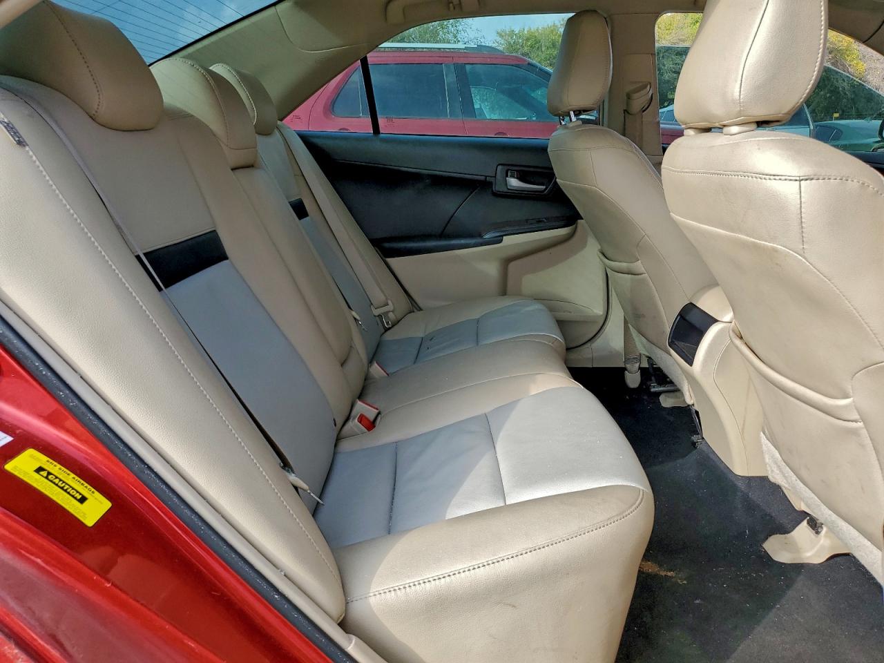 Toyota Camry Base Image 8