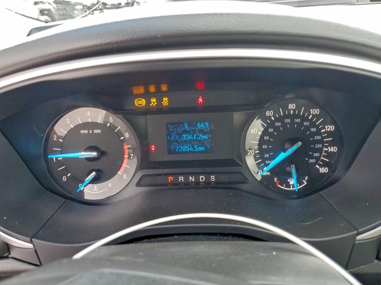 Ford Fusion S Image 6