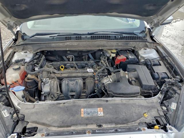 Ford Fusion S Image 10