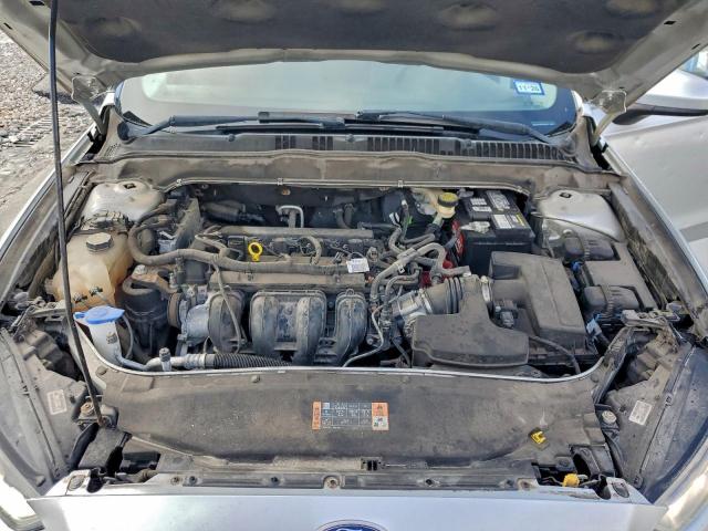 Ford Fusion S Image 2