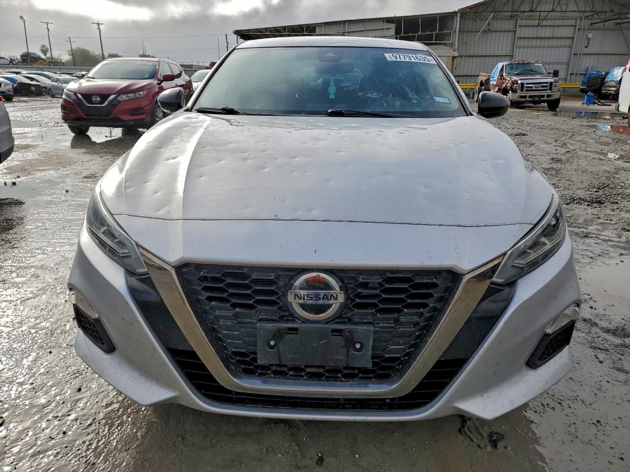 Nissan Altima Sr Image 7