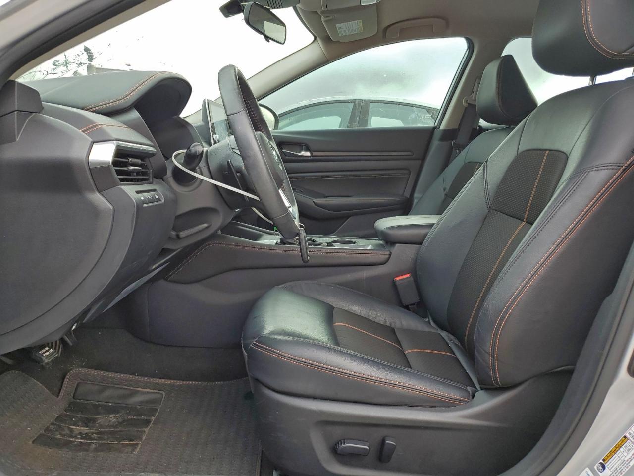 Nissan Altima Sr Image 4