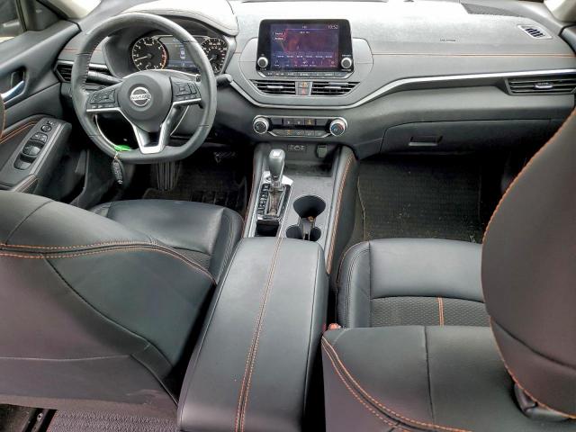 Nissan Altima Sr Image 11