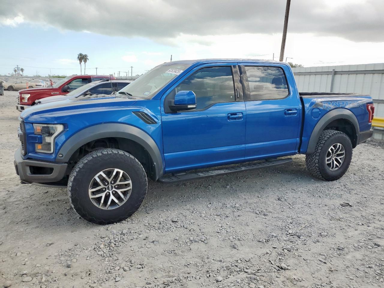 Ford F-150 Raptor Image 1