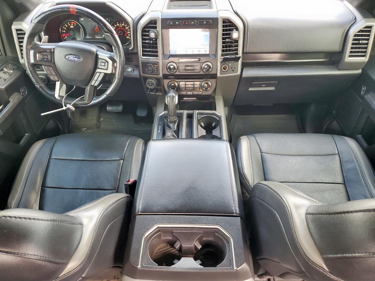 Ford F-150 Raptor Image 5