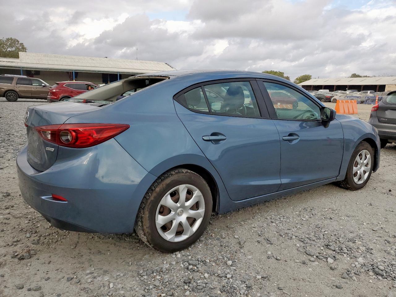 Mazda 3 Sport Image 3