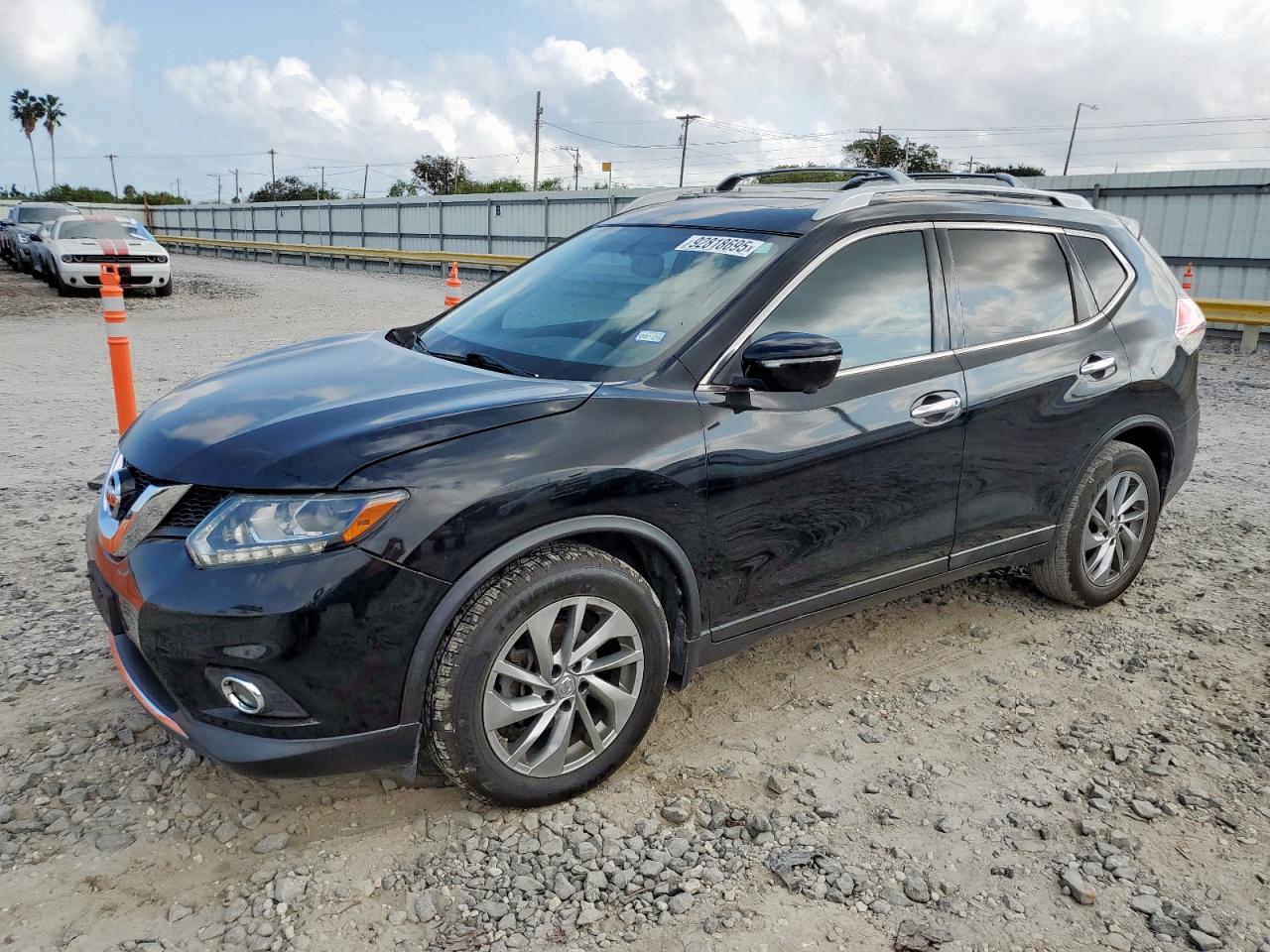 Nissan Rogue S Image 1