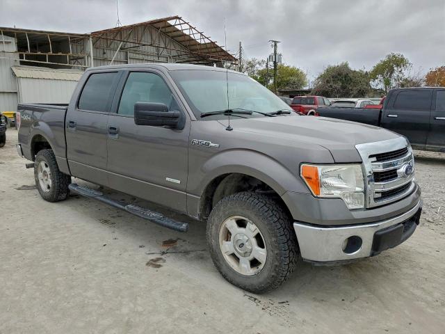 Ford F-150 Supercrew Image 7