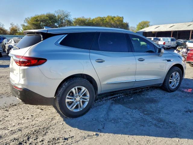 Buick Enclave Essence Image 5