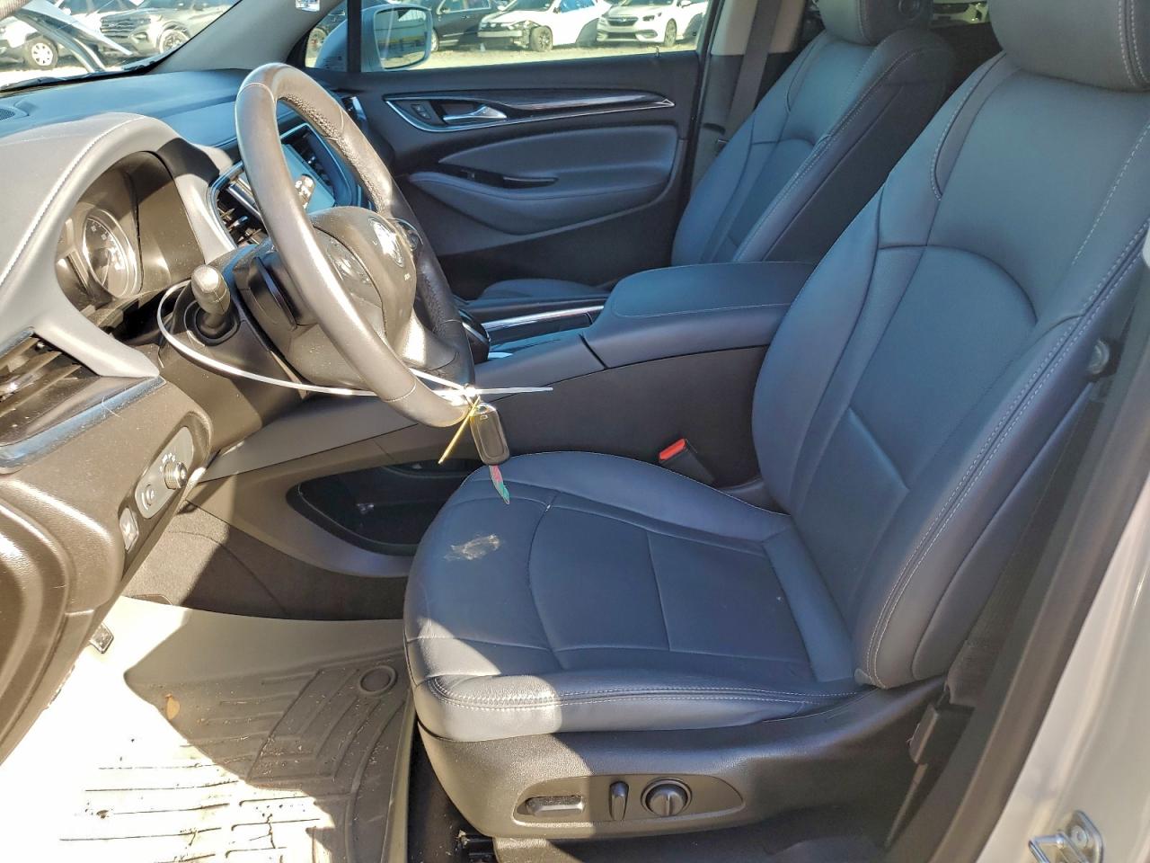 Buick Enclave Essence Image 6