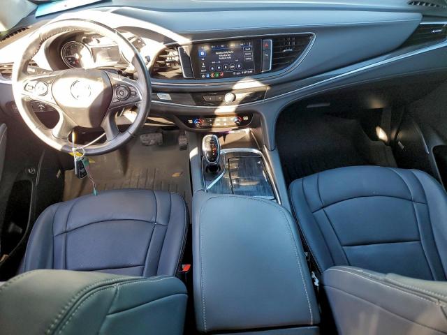 Buick Enclave Essence Image 8