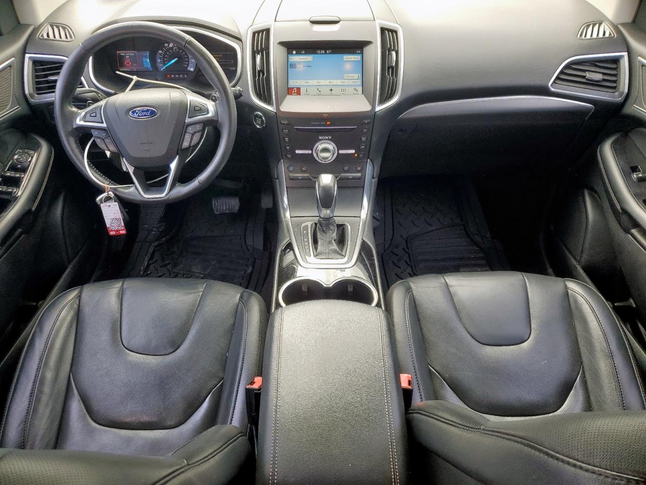 Ford Edge Titanium Image 7