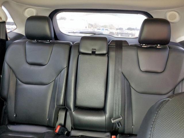 Ford Edge Titanium Image 10