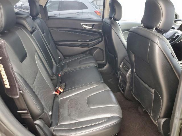 Ford Edge Titanium Image 12