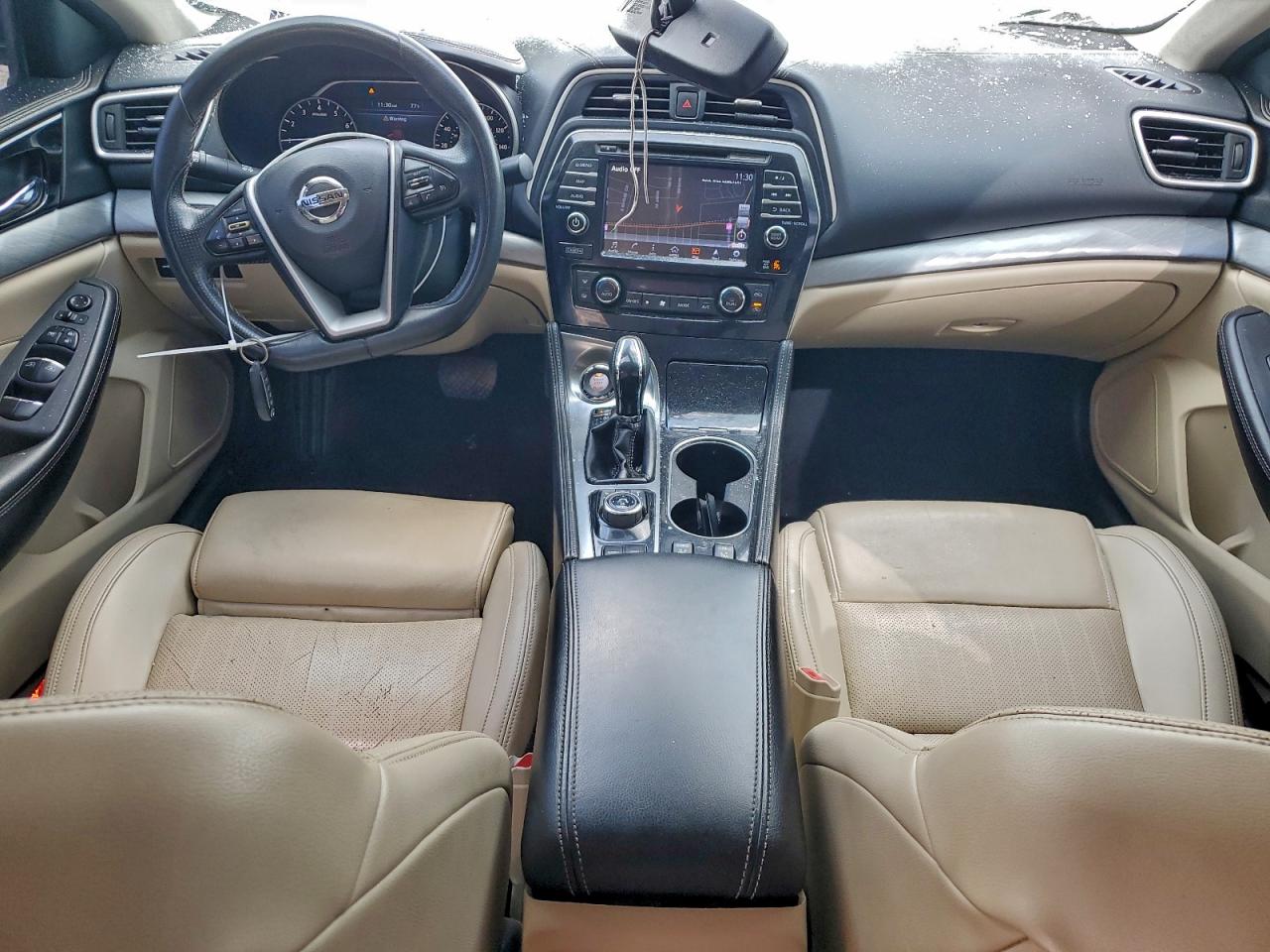 Nissan Maxima 3.5s Image 6