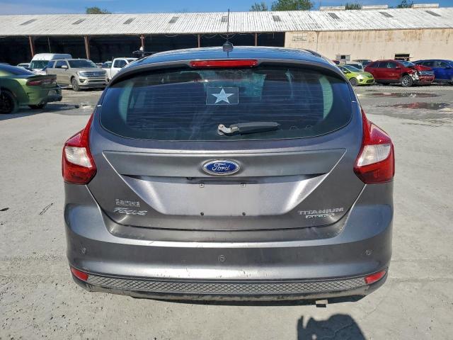 Ford Focus Titanium Image 7