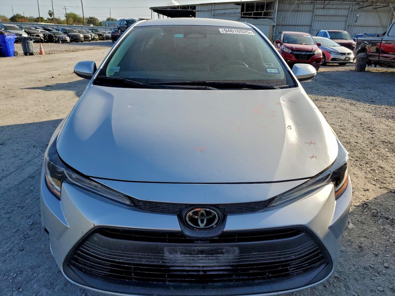 Toyota Corolla Le Image 7