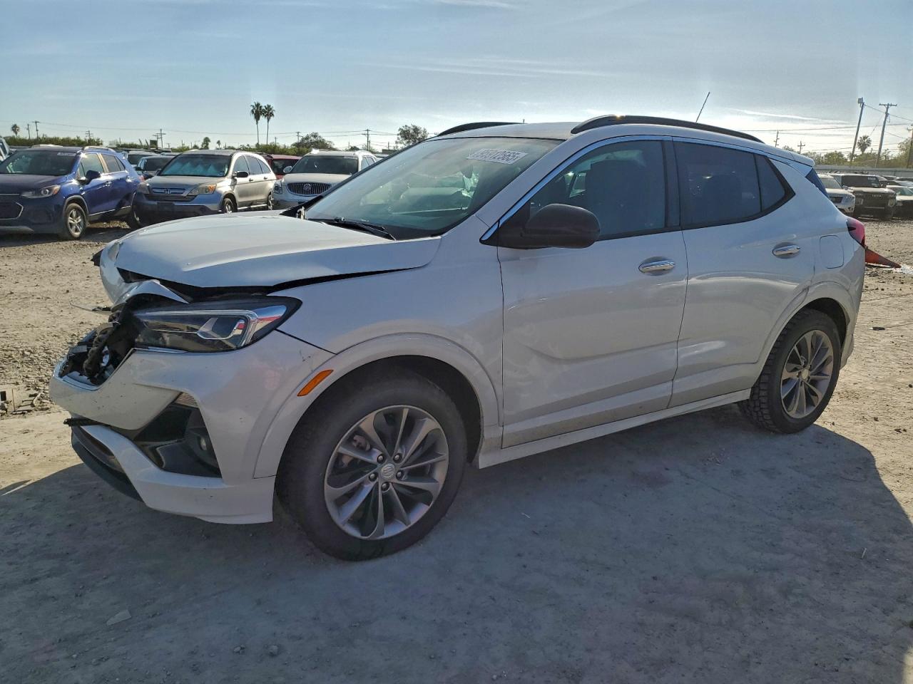 Buick Encore Essence Image 1