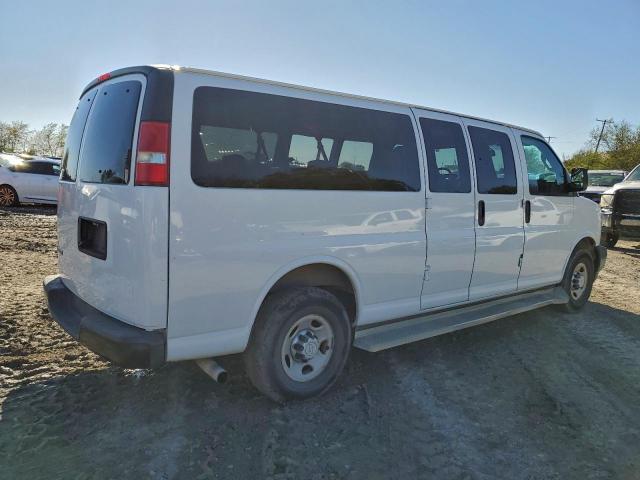 Chevrolet Express Ls Image 3