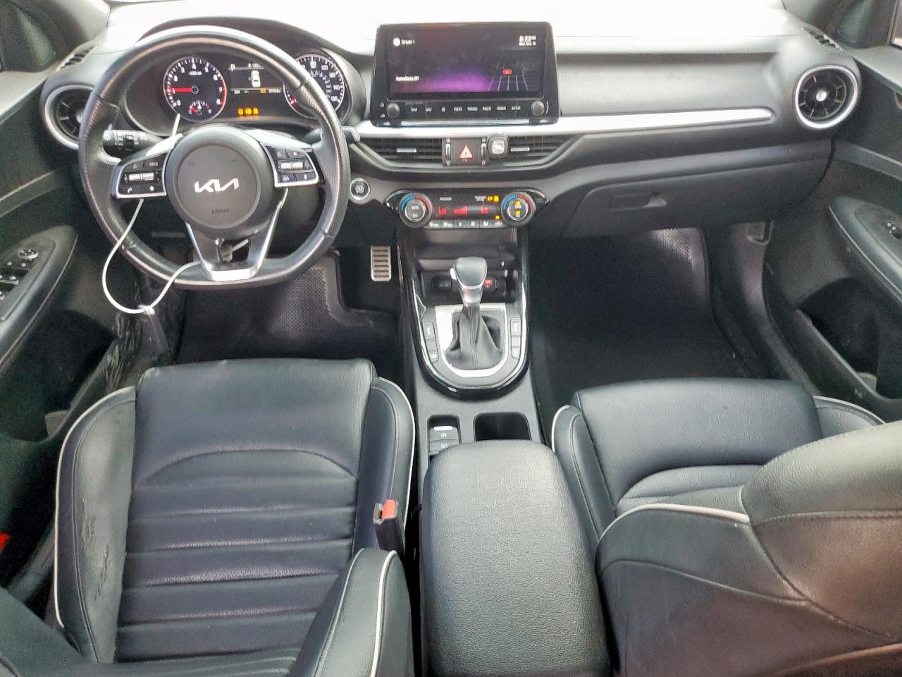 Kia Forte Gt Line Image 10