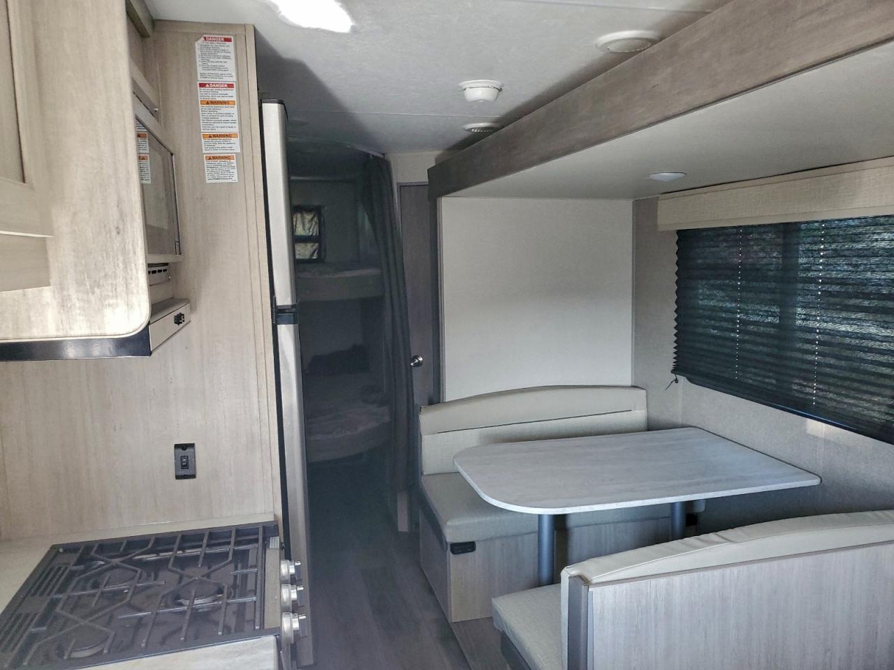 Catl Coachmen Image 3