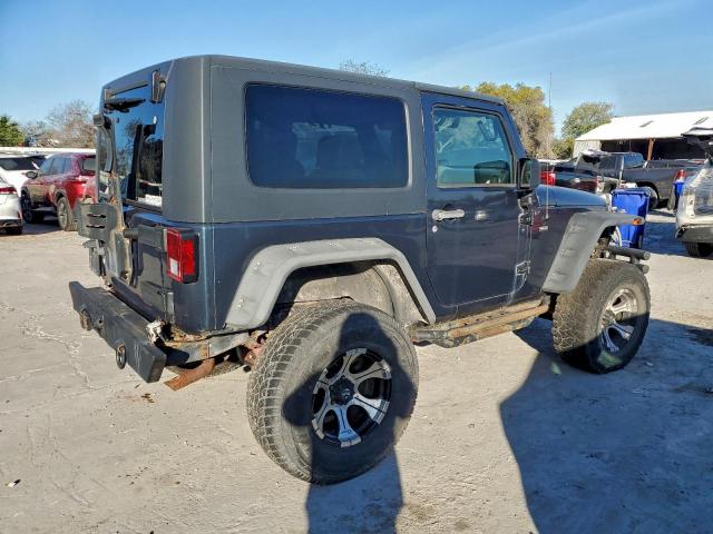 Jeep Wrangler X Image 2