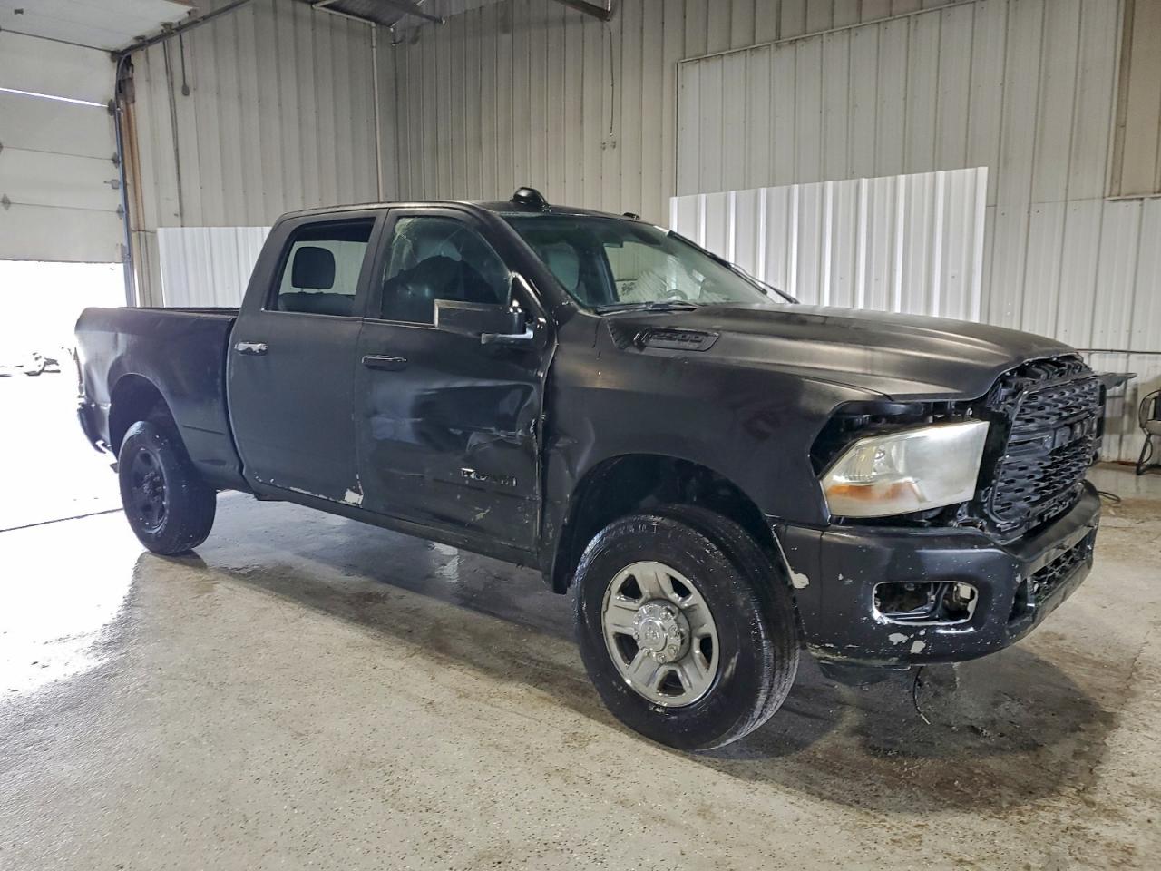 Ram 2500 Big Horn Image 3