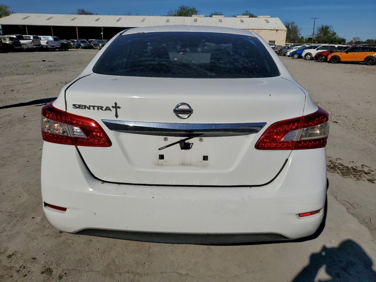 Nissan Sentra S Image 5