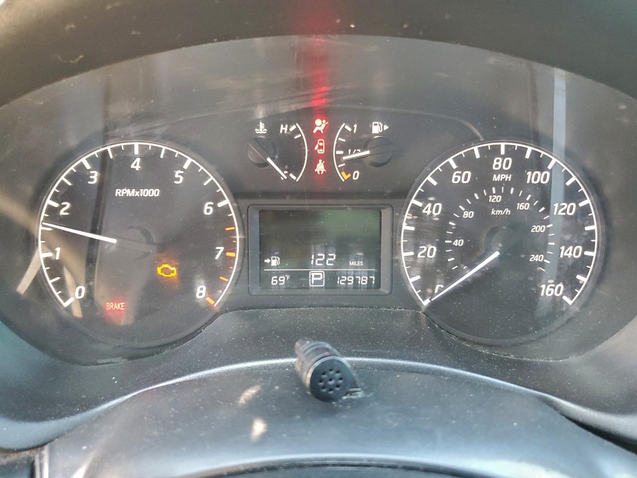 Nissan Sentra S Image 6