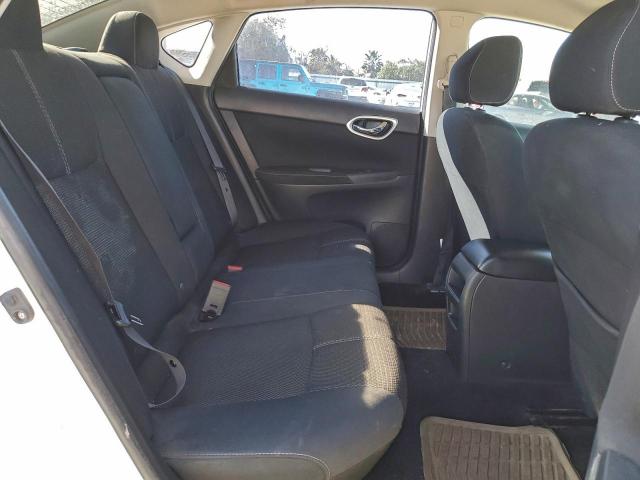 Nissan Sentra S Image 10