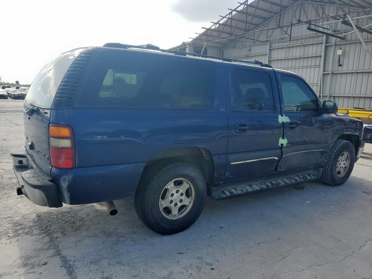 Chevrolet Suburban K1500 Image 13