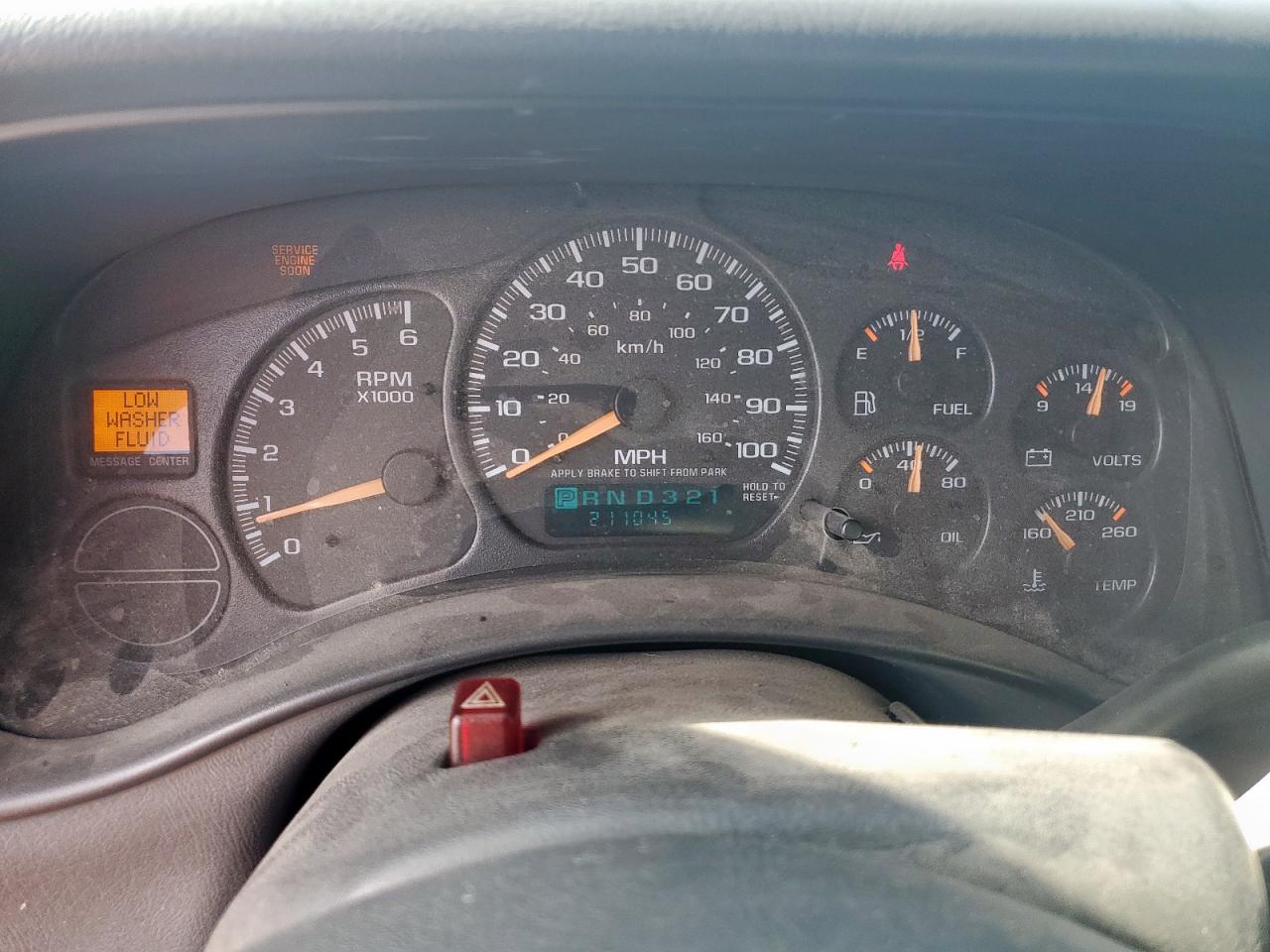 Chevrolet Suburban K1500 Image 6