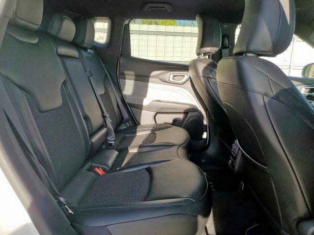 Jeep Compass Latitude Image 10