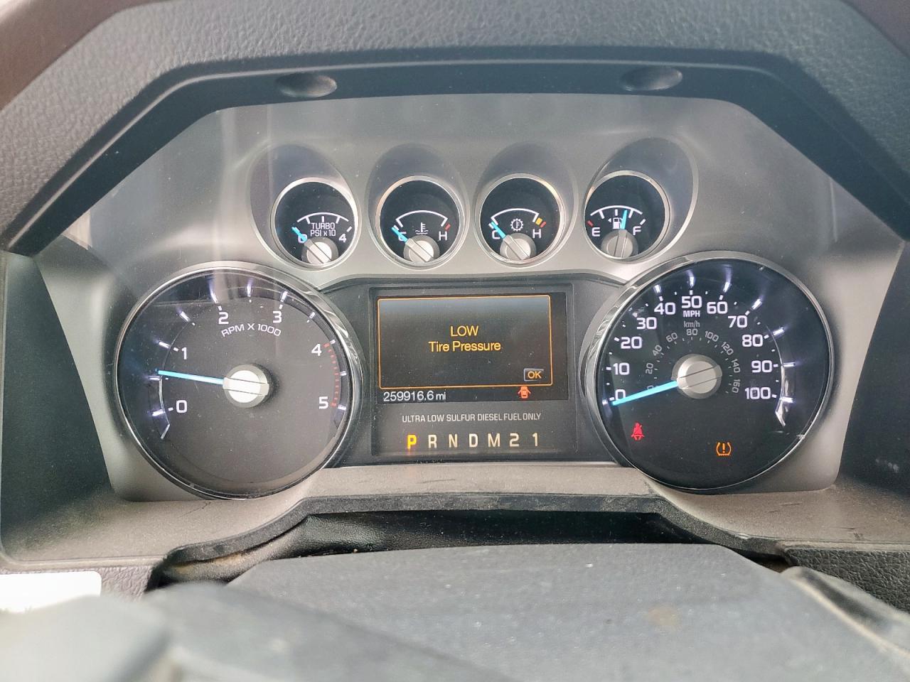 Ford F-350 Super Duty Image 12