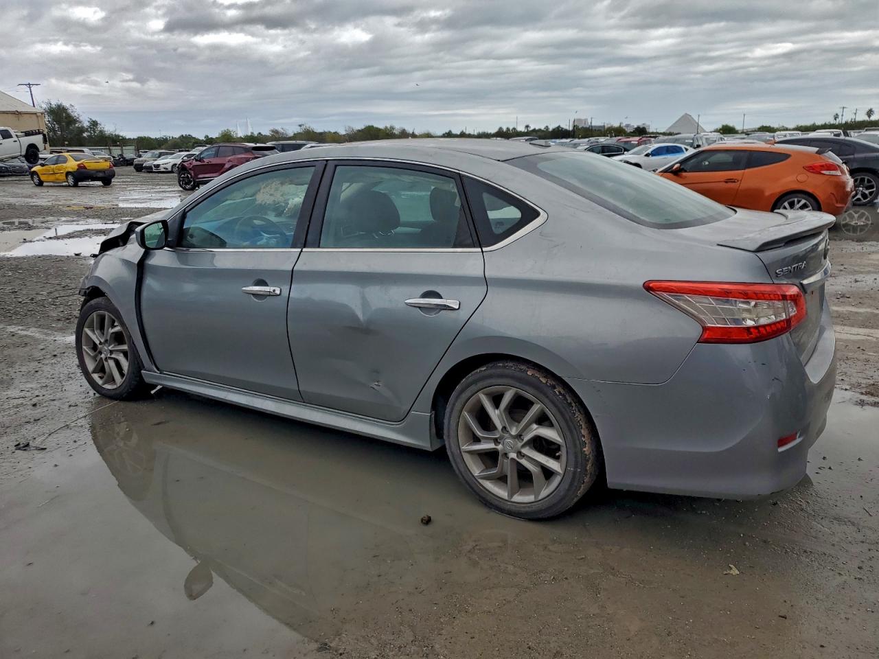 Nissan Sentra S Image 12