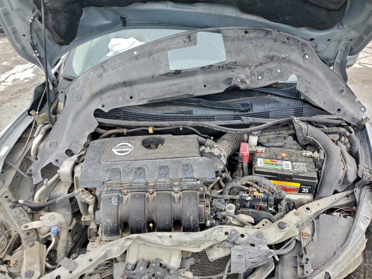 Nissan Sentra S Image 8