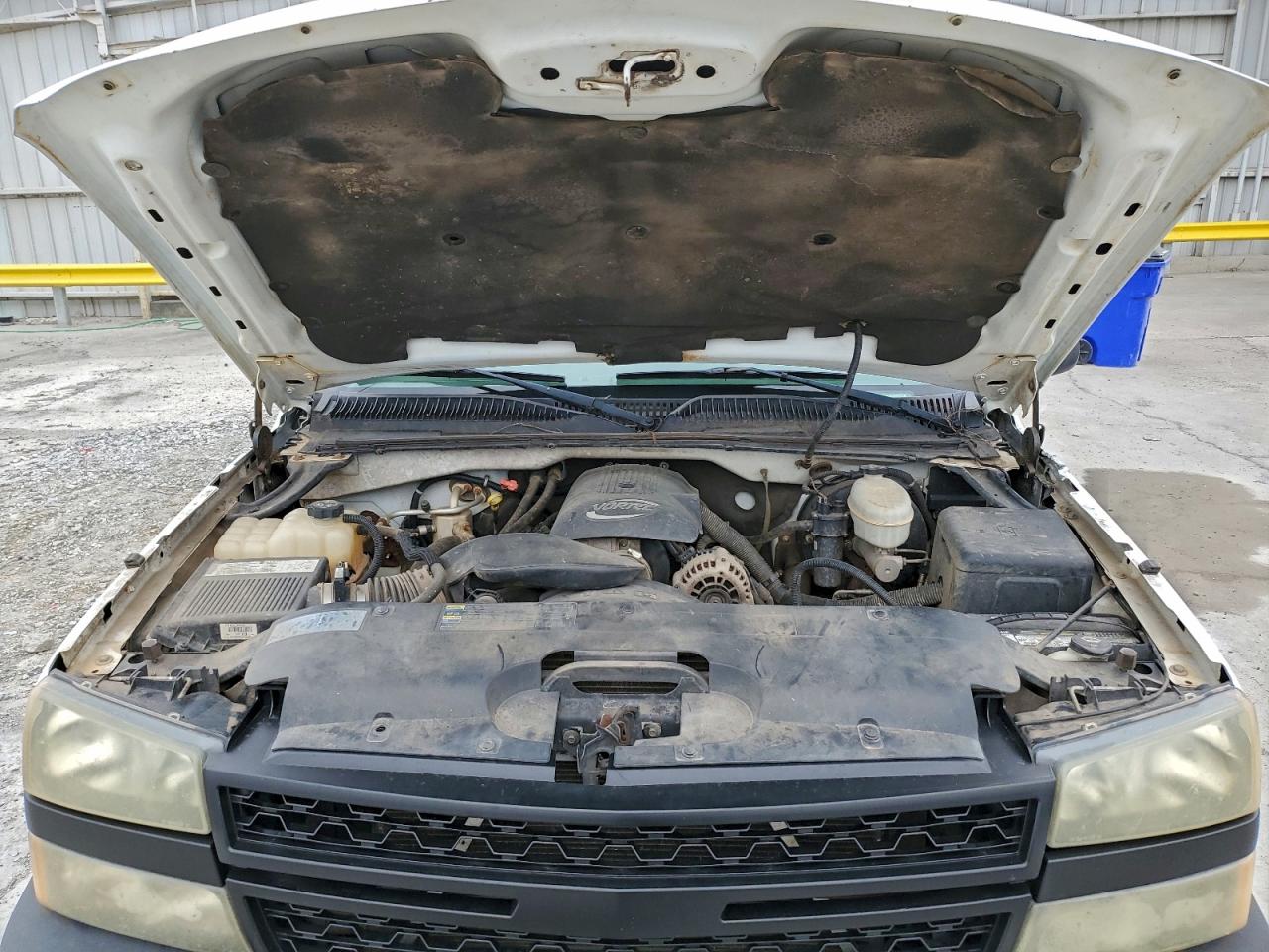 Chevrolet Silverado K1500 Image 10