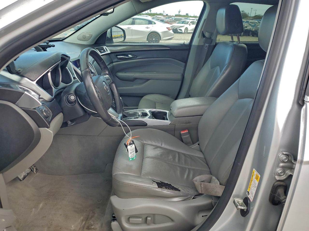 Cadillac SRX Image 9