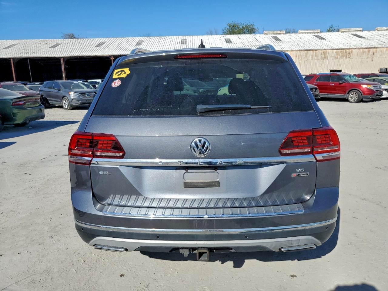 Volkswagen Atlas Sel Premium Image 8