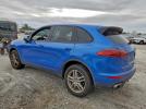 Porsche Cayenne Image 2