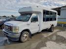 Ford Econoline E350 Super Duty Cutaway Van Image 3