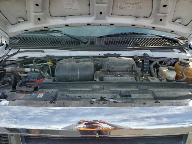 Ford Econoline E350 Super Duty Cutaway Van Image 7