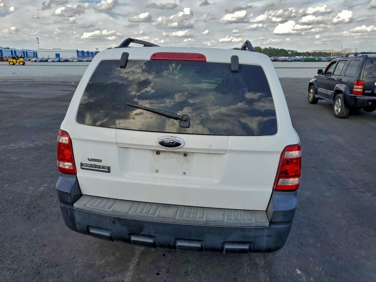 Ford Escape Xls Image 3